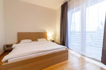 Фото номера Апартаменты с 2 спальнями Апартаменты Light Blue Sea-Cret House г. Швянтойи 10